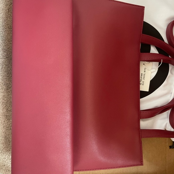 SOLD Telfar Medium Shopping Bag - Colour Oxblood - Picture 2 of 4